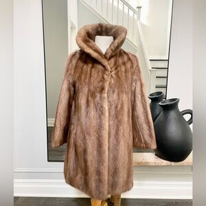 VINTAGE FUR | Beautiful Mink Fur Coat - S